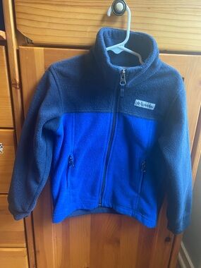 Columbia Kids Navy Blue Fleece sweatshirt